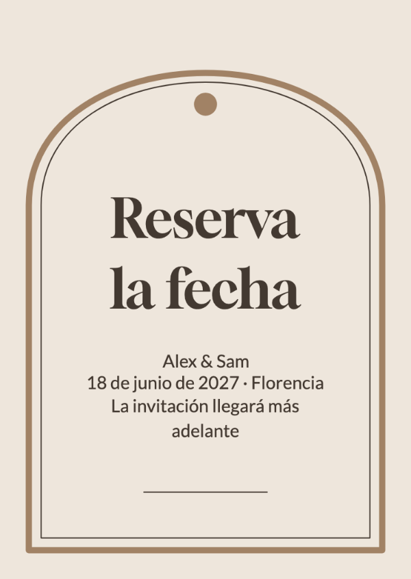 Edición galería: Un doble arco arquitectónico y una composición editorial sobria.